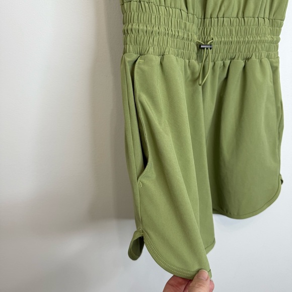 Abercrombie & Fitch Green Athletic Shorts Romper Women's Small Travel Athletic - Picture 8 of 13